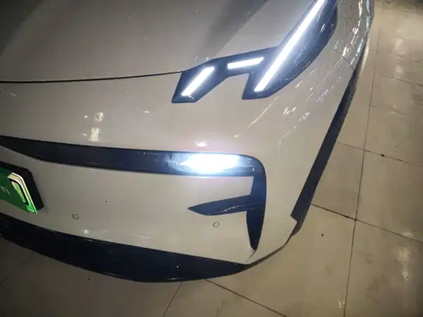 Zeekr X 2023