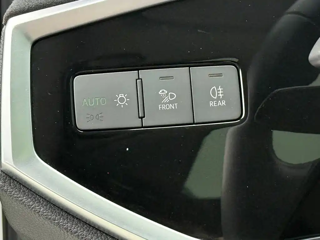 Audi Q3 2022 — фото 14