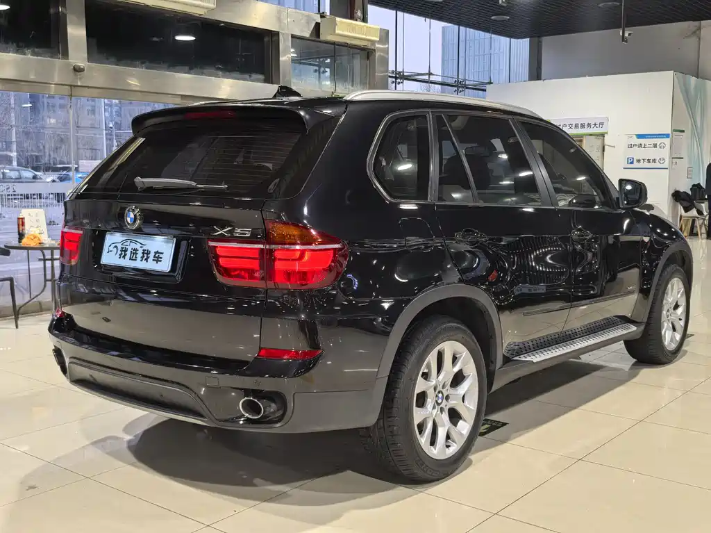 BMW X5 2011 — фото 26