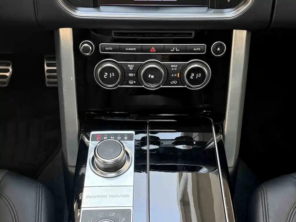 Land Rover Range Rover 2015 — фото 9