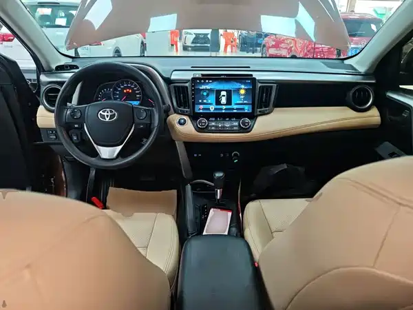 Toyota RAV4 2017