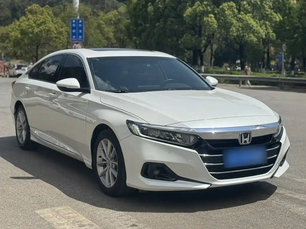 Honda Accord 2023 — фото 9