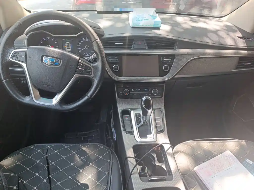Geely Emgrand GS 2017 — фото 13