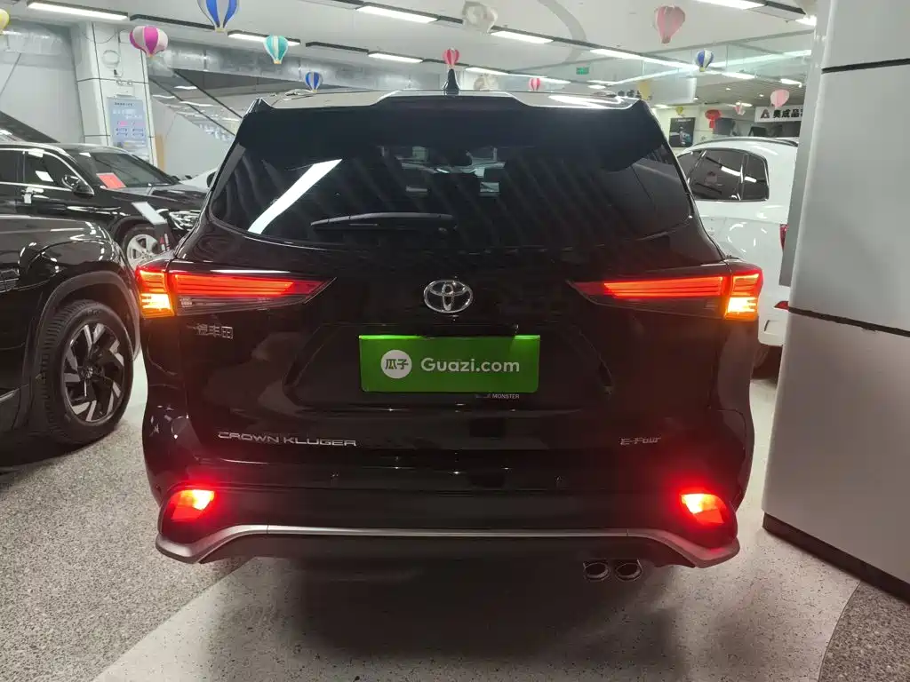Toyota Crown Kluger 2021