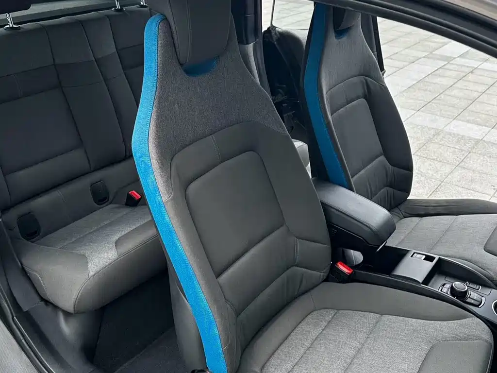 BMW i3 2016 — фото 8
