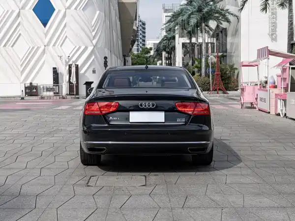 Audi A8 2013