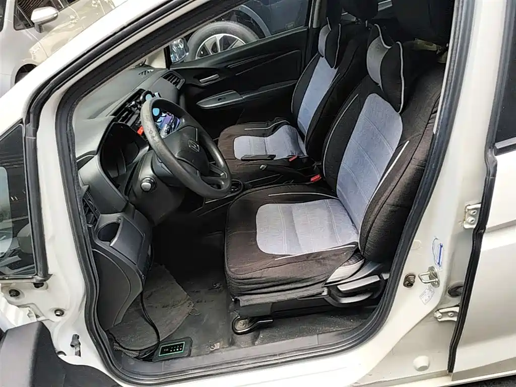 Honda Fit 2015 — фото 15