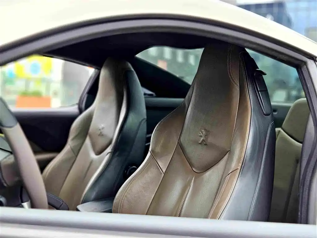Peugeot RCZ 2018 — фото 24
