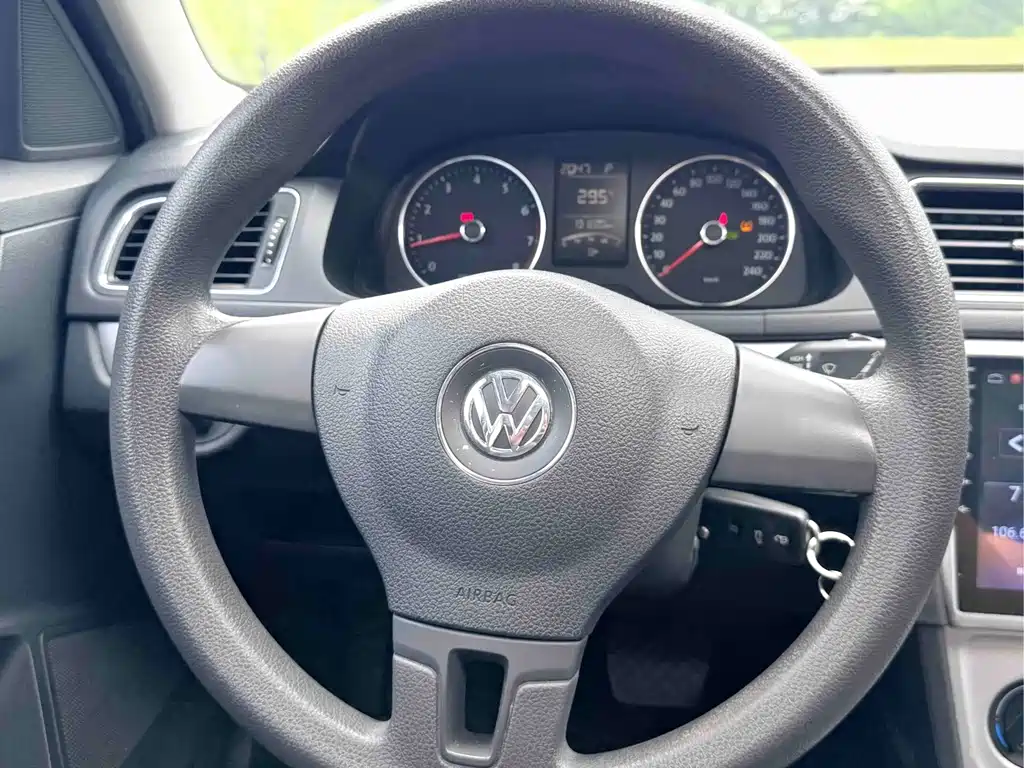 Volkswagen Gran Lavida 2015 — фото 19