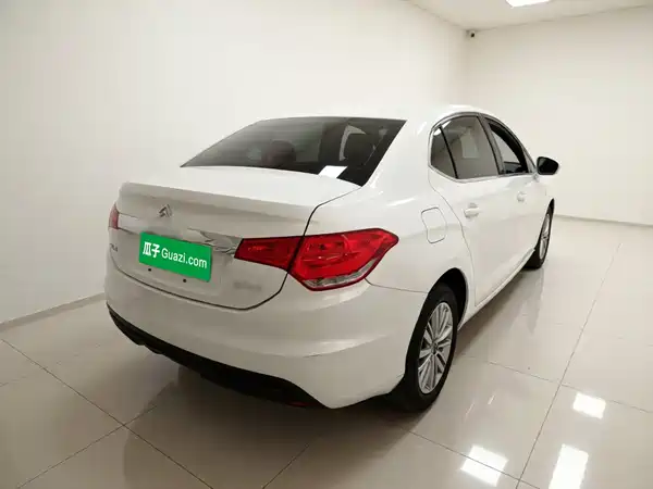 Citroën C4L 2016