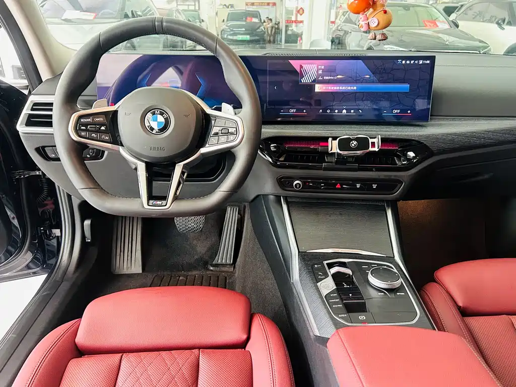 BMW 3 Series 2025 — фото 12