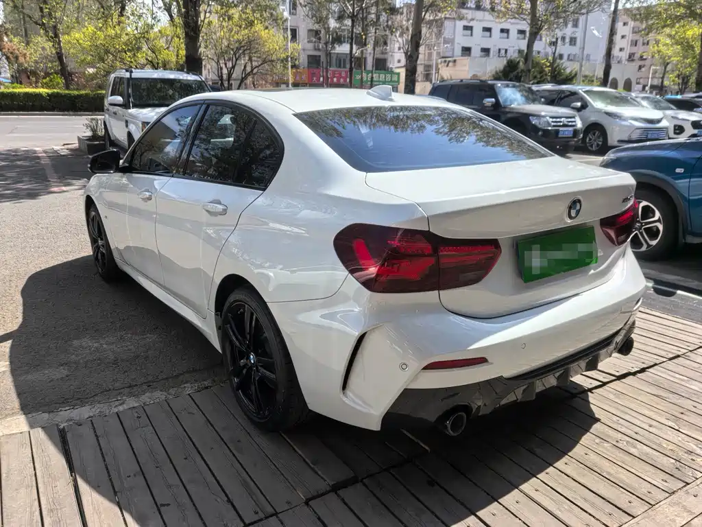 BMW 1 Series 2023