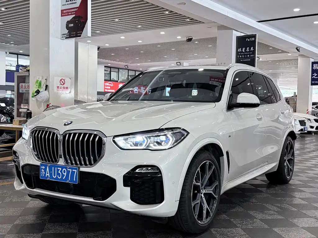 BMW X5 2019 — фото 1