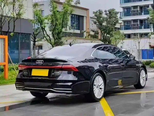 Audi A7L 2024