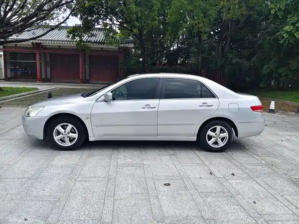 Honda Accord 2005