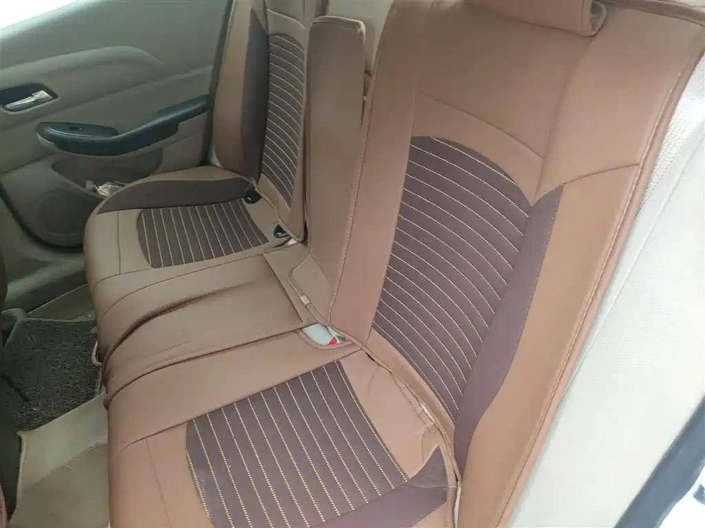 Chevrolet Malibu 2015 — фото 15