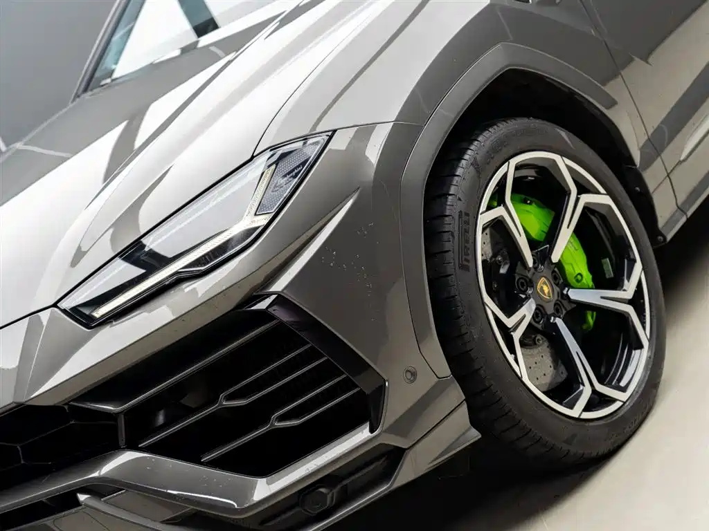 Lamborghini Urus 2021 — фото 3