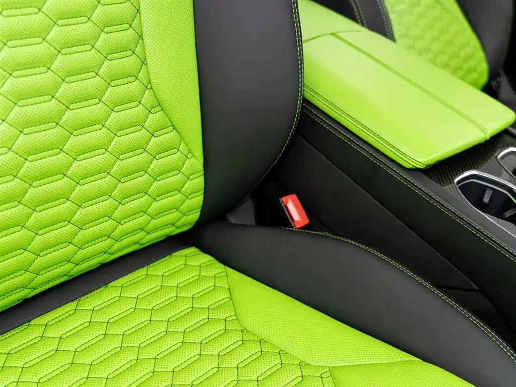 Lamborghini Urus 2021 — фото 15