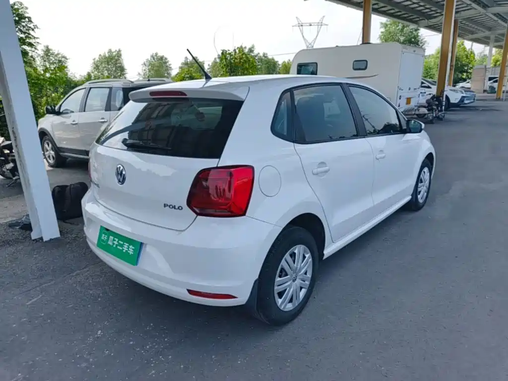 Volkswagen Polo 2015