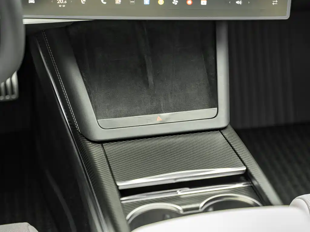 Tesla Model S 2023 — фото 11