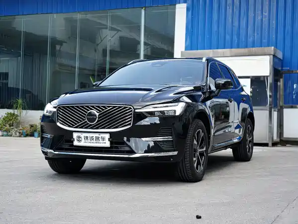 Volvo XC60 2025