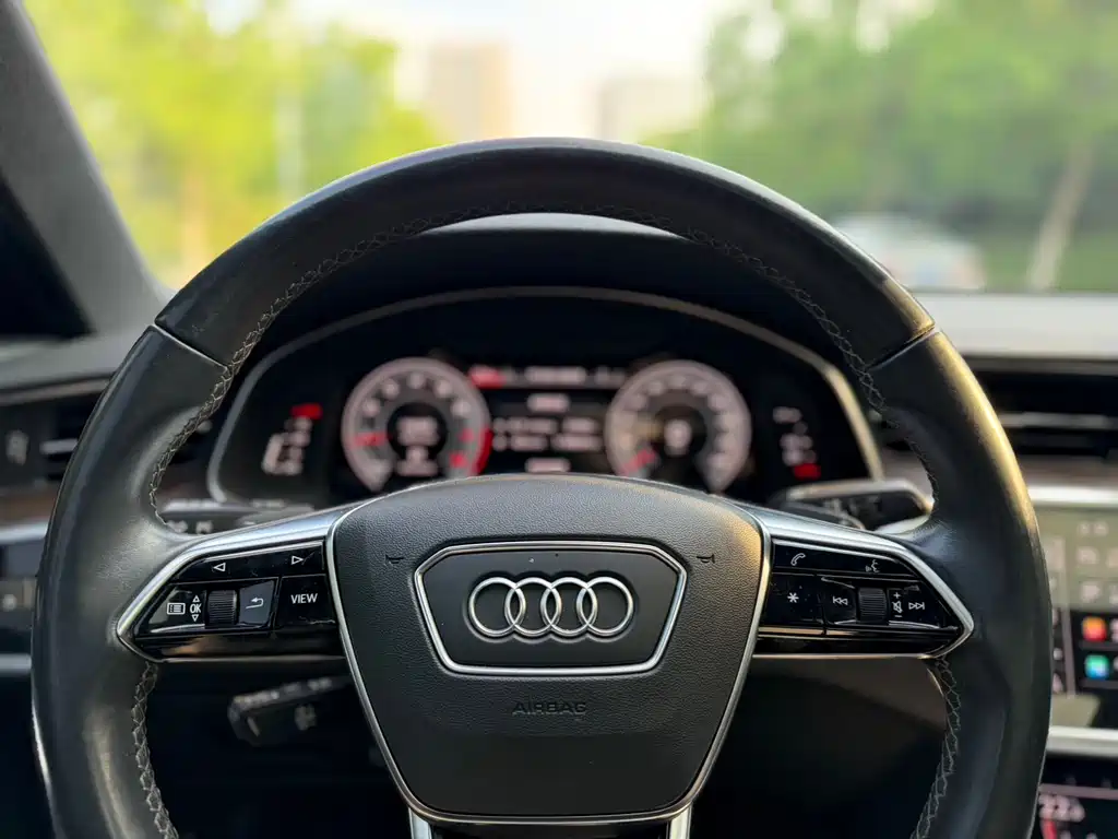 Audi A6L 2021 — фото 8