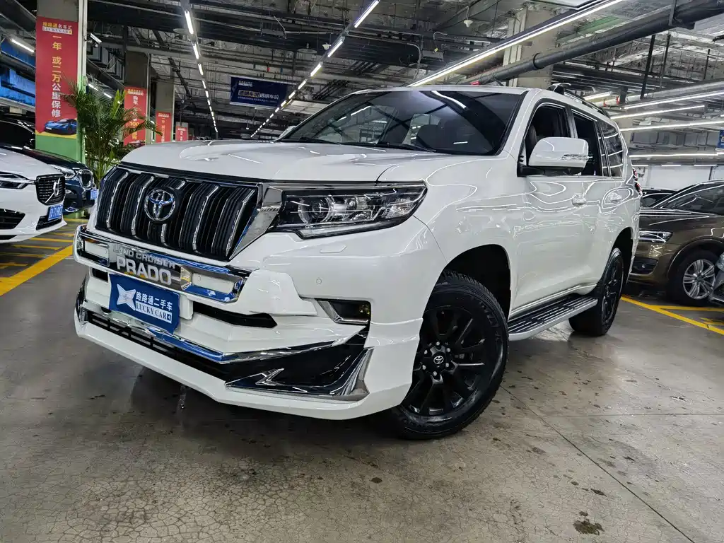 Toyota Prado 2018 — фото 1