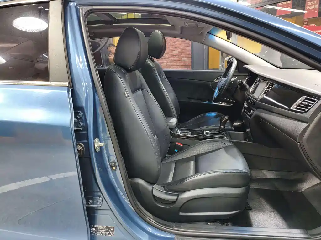 Hyundai Mistra 2014 — фото 10
