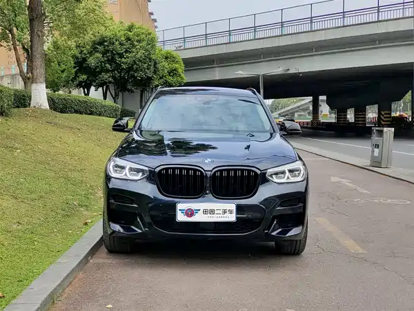 BMW X3 2021
