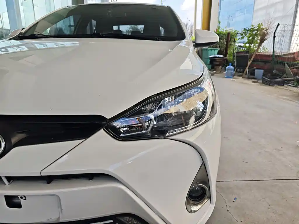 Toyota Yaris L 2018 — фото 24