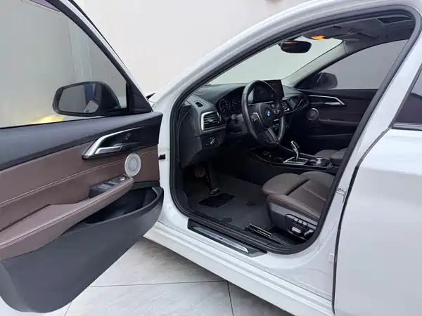 BMW 1 Series 2022