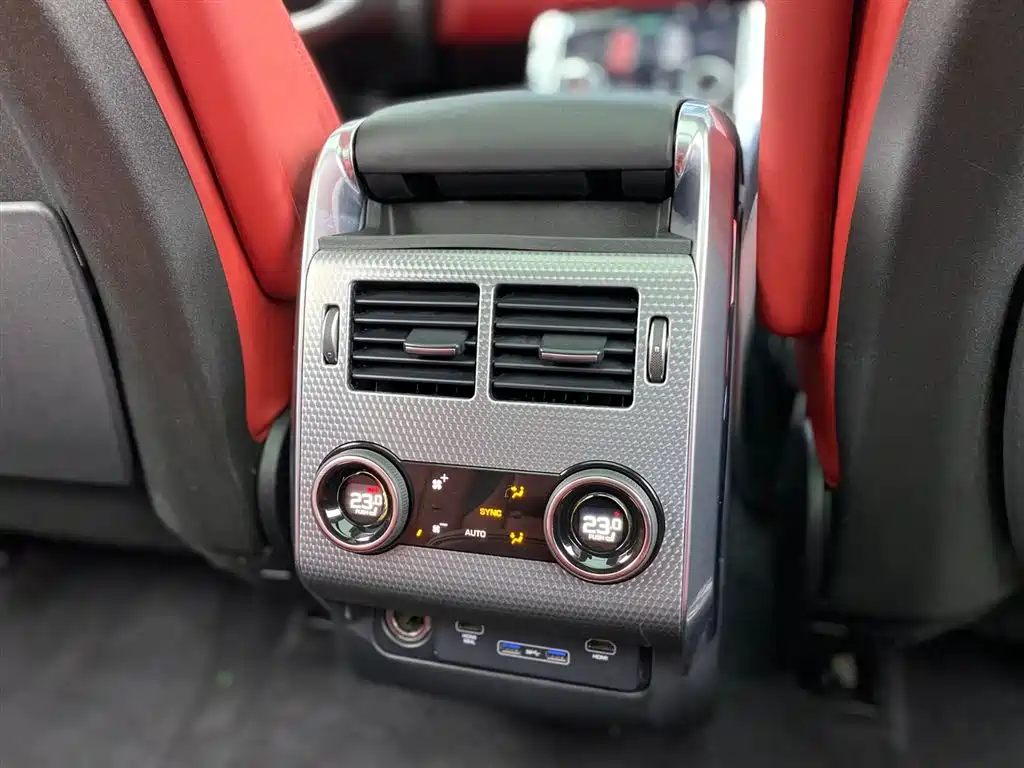 Land Rover Sport 2020 — фото 26