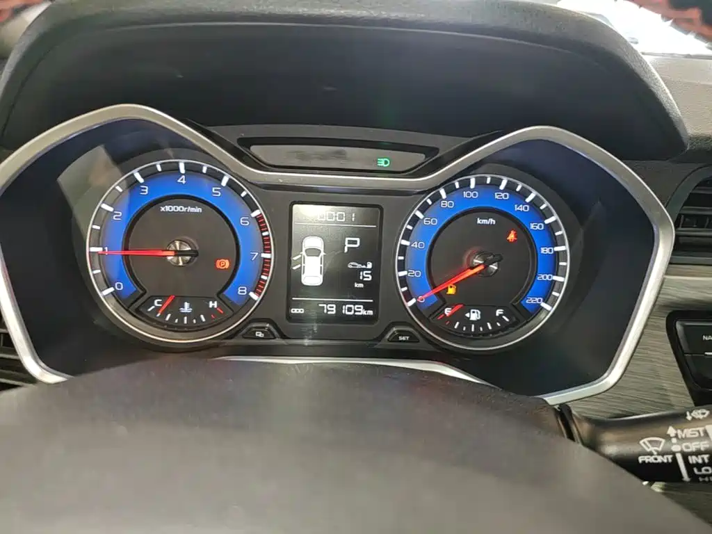 Geely Vision X3 2018 — фото 12