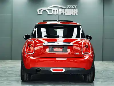 MINI MINI 2018
