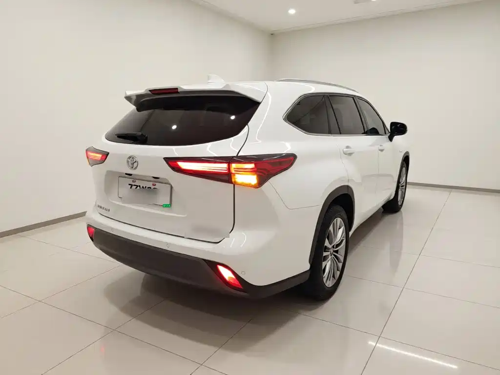 Toyota Highlander 2022
