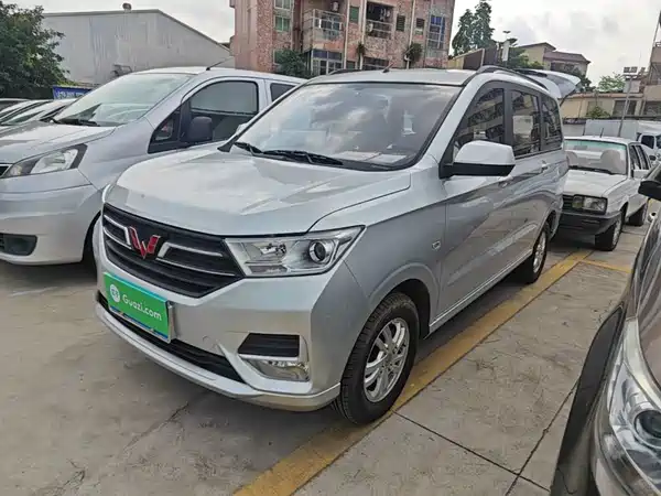 Wuling Hongguang 2024