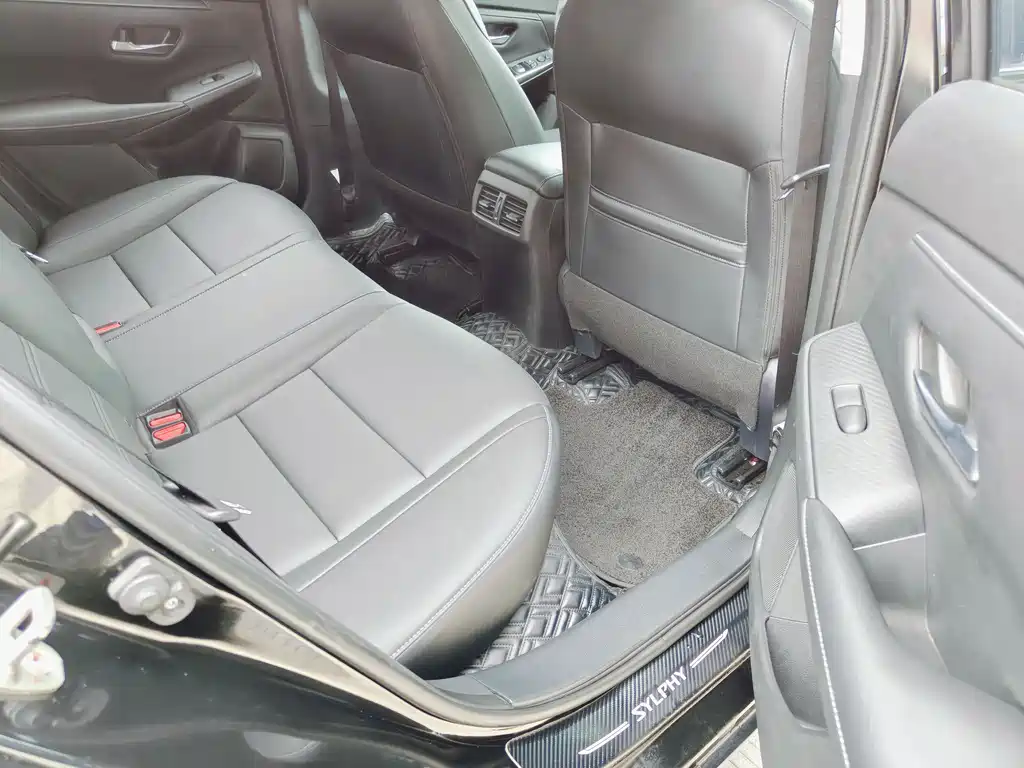 Nissan Sylphy 2020 — фото 15