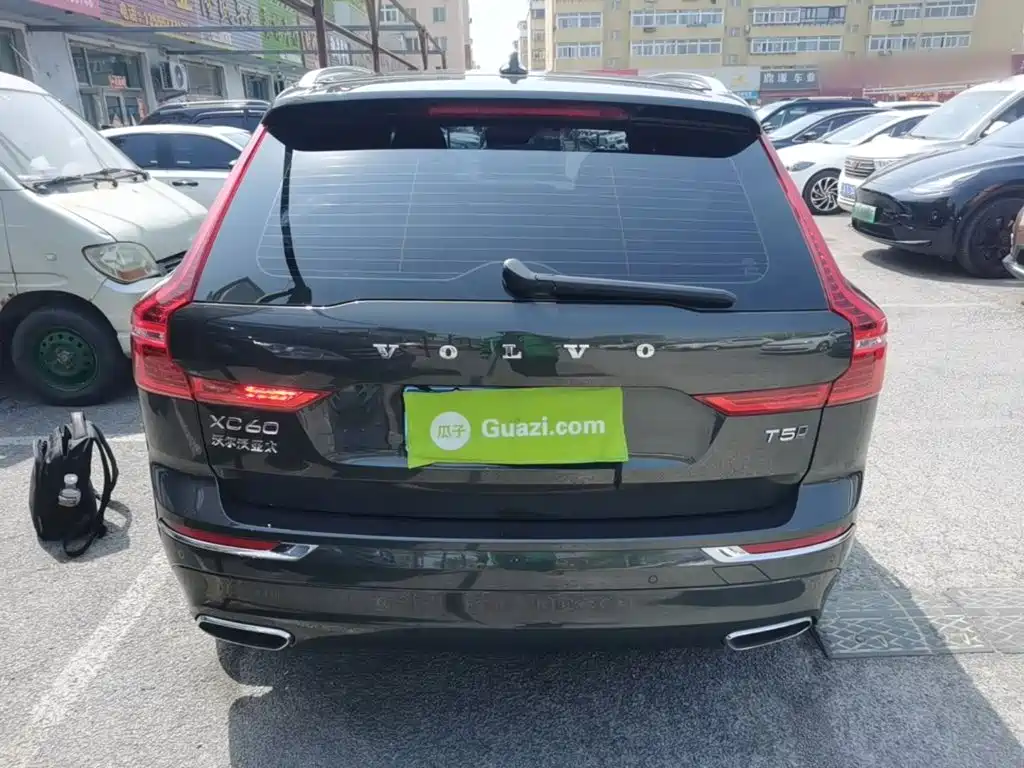 Volvo XC60 2021