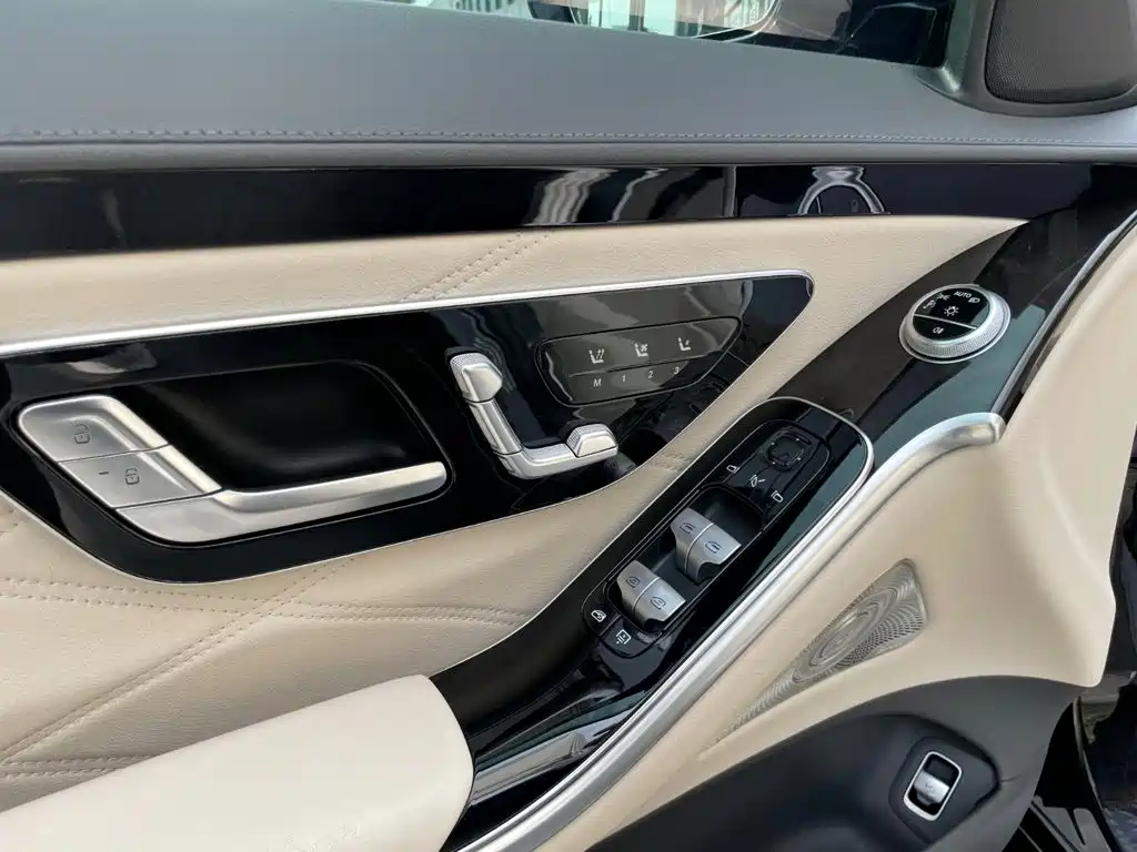 Mercedes-Benz Maybach S-Class 2022 — фото 11