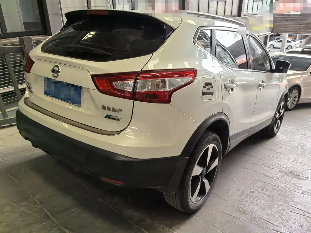 Nissan Qashqai 2017 — фото 6