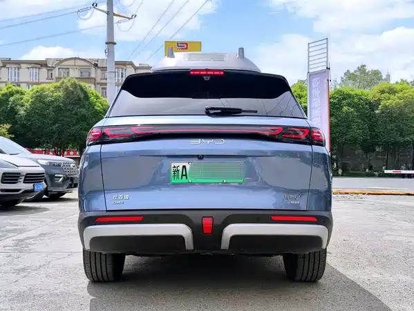 BYD Sealion 07 DM-i 2025