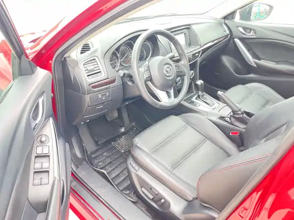 Mazda Atenza 2015