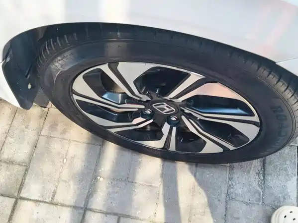 Honda Crider 2017