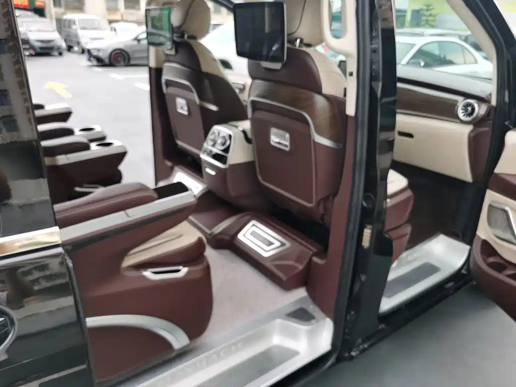 Mercedes-Benz Vito 2022 — фото 22