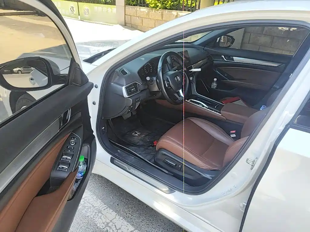Honda Inspire 2022 — фото 16