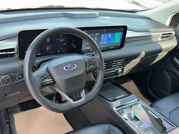 Ford Edge 2021