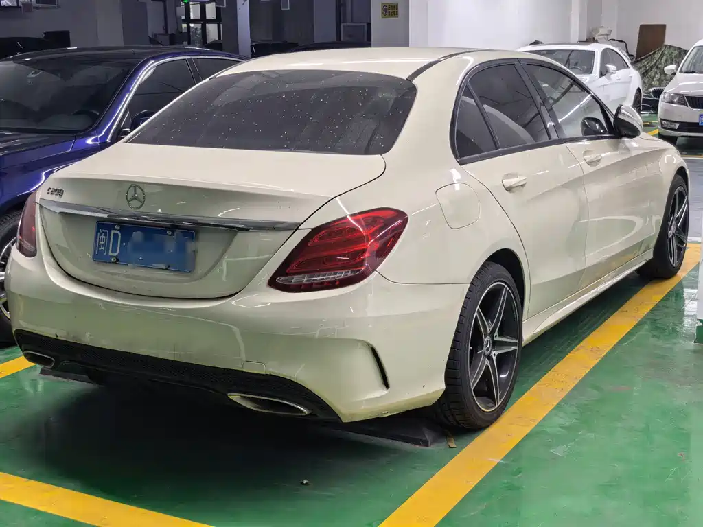 Mercedes-Benz C-Class 2015 — фото 4
