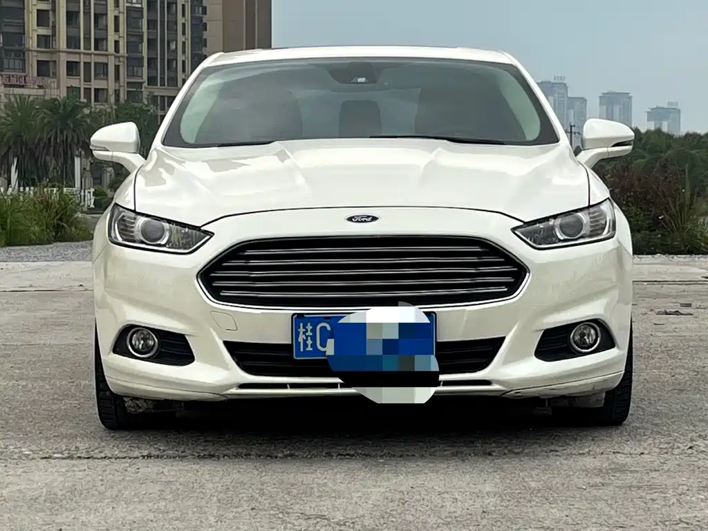 Ford Mondeo 2014 — фото 2
