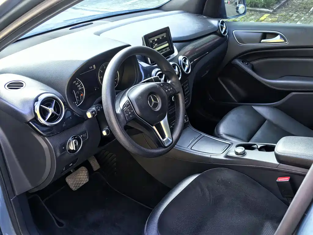 Mercedes-Benz B-Class 2013 — фото 6