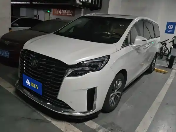 Buick GL8 2023